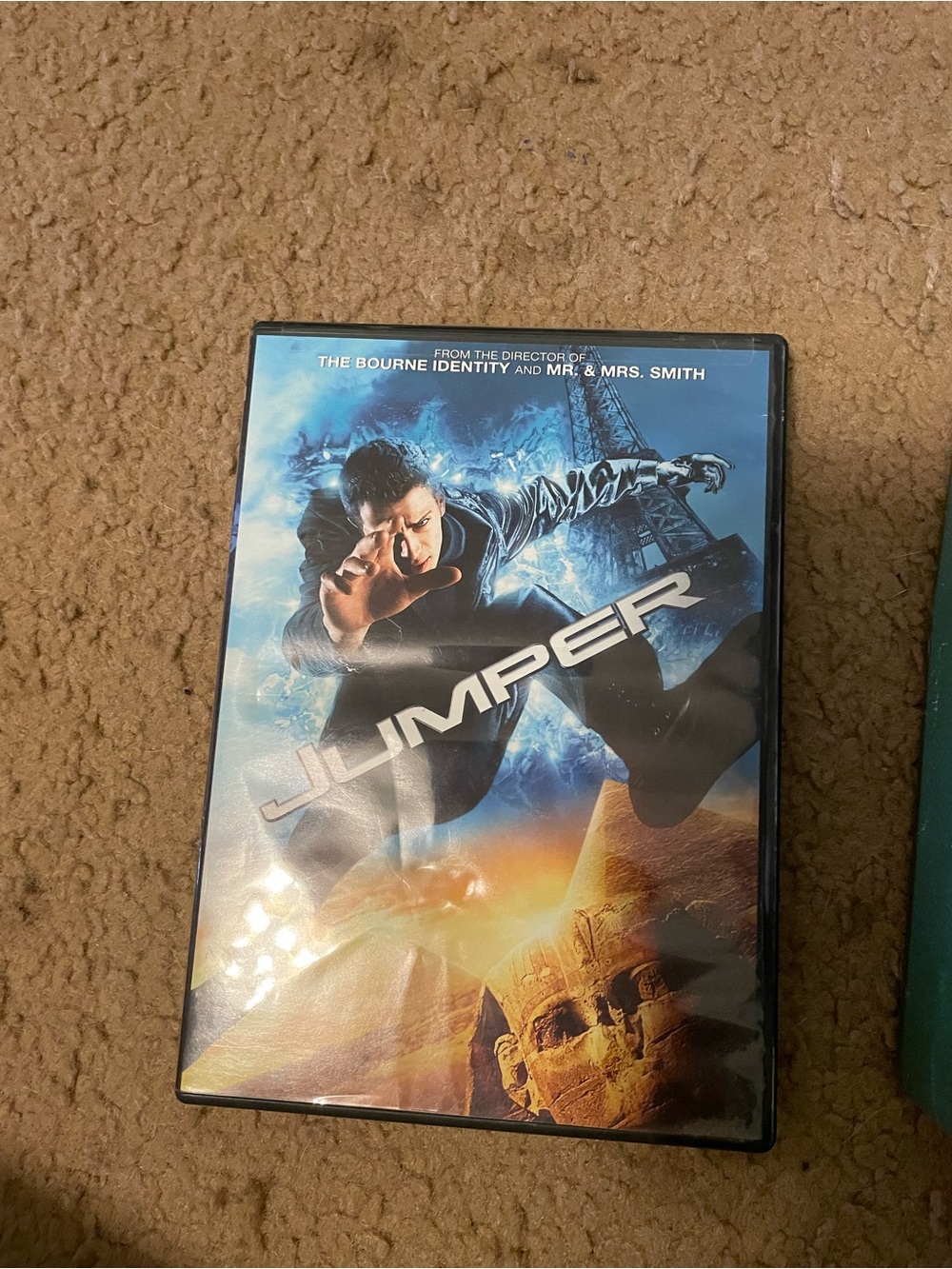 Jumper (Blu-ray/DVD) - Action Sci‑Fi Movie in Blue and Black